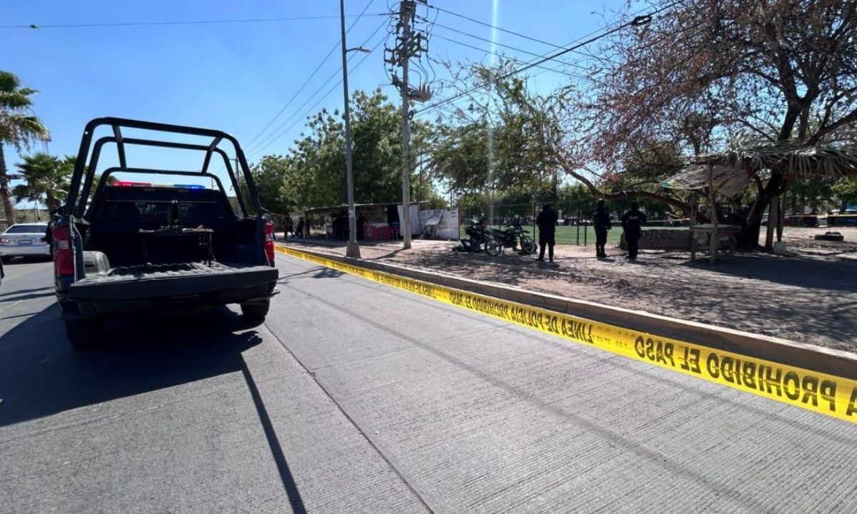 Cerca de los tres muertos del centro de entrenamiento estaban motos, se presume que eran de ellos.