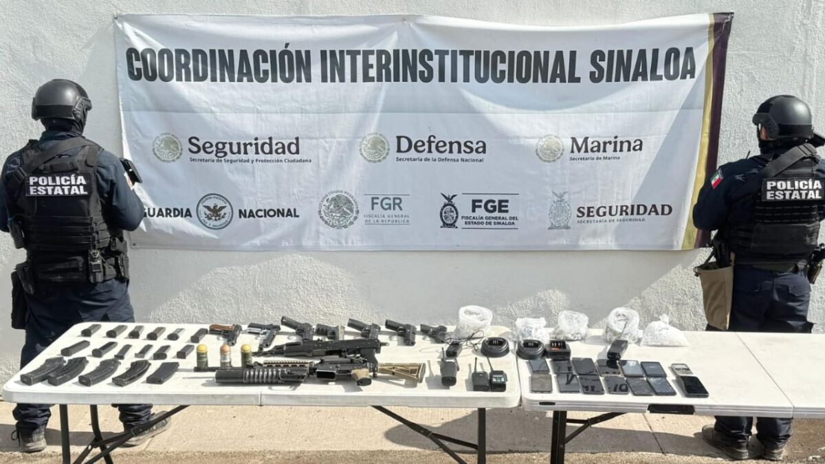 En Penal de Aguaruto, Sinaloa aseguran fusil con lanzagranadas y demás armas.