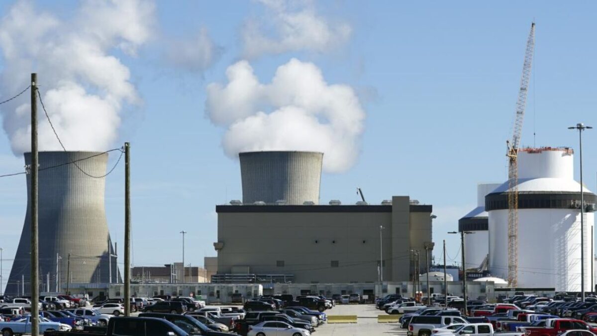 Google acuerda financiar plantas nucleares en EU
