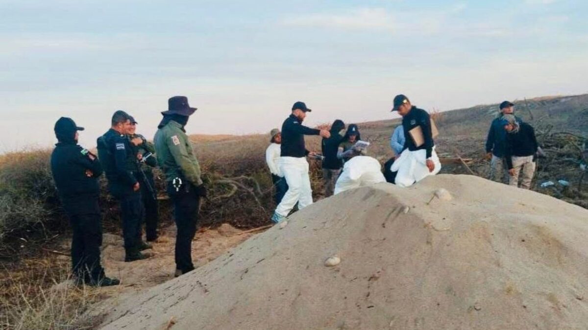 Cuatro cuerpos fueron exhumados de fosas clandestinas en la zona de playas.
