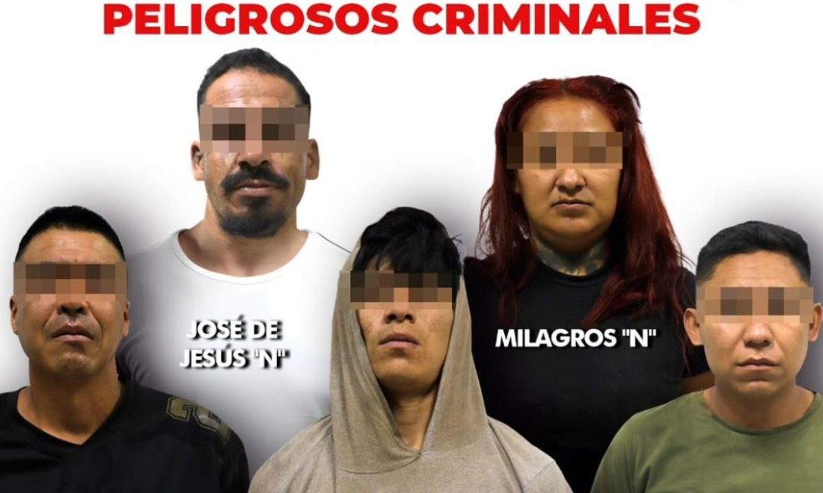 Elementos de la FGE Guanajuato liberaron a dos personas privadas de su libertad en Irapuato, Guanajuato y detuvieron a cinco responsables.