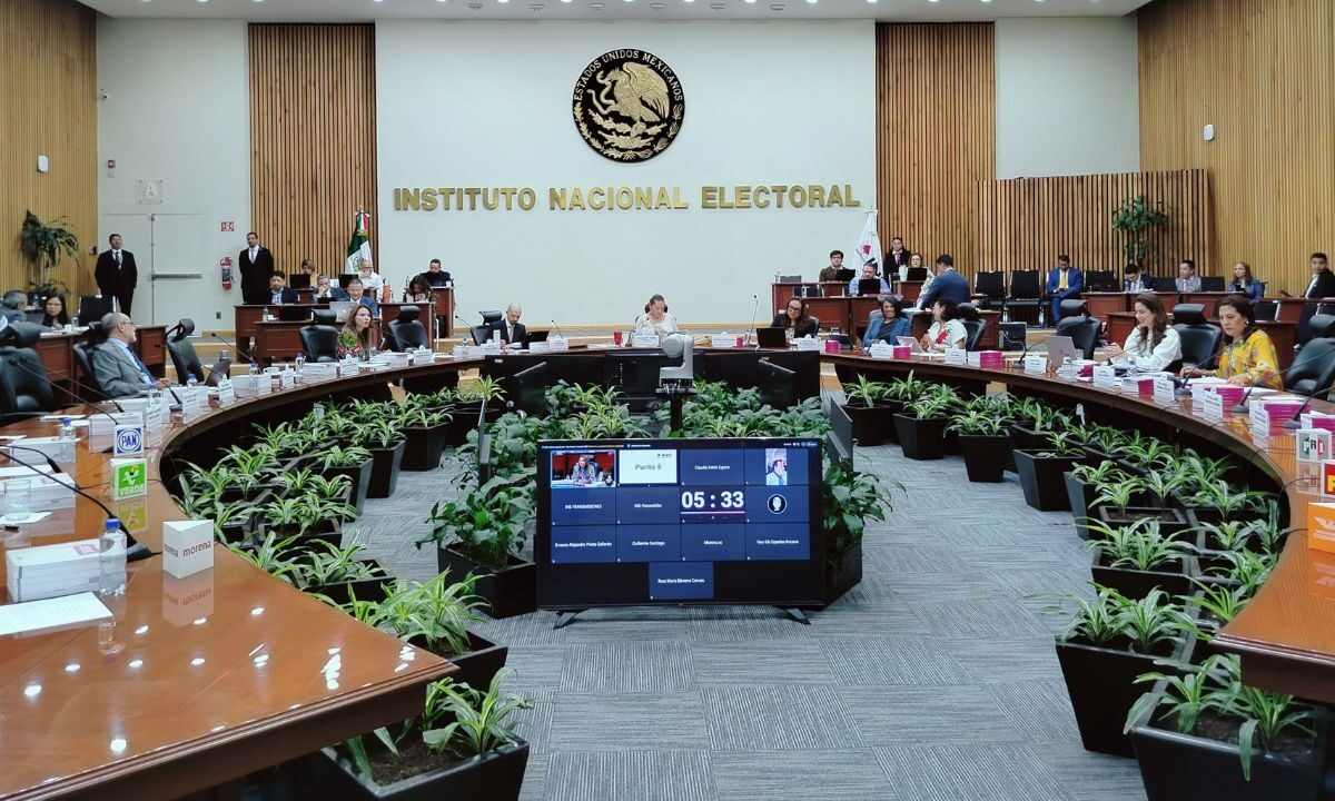 Llama el INE a ciudadanos a denunciar a candidatos judiciales