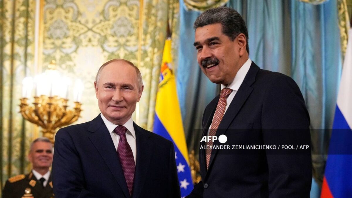 Maduro y Putin celebran reunión en Rusia para fortalecer sus relaciones