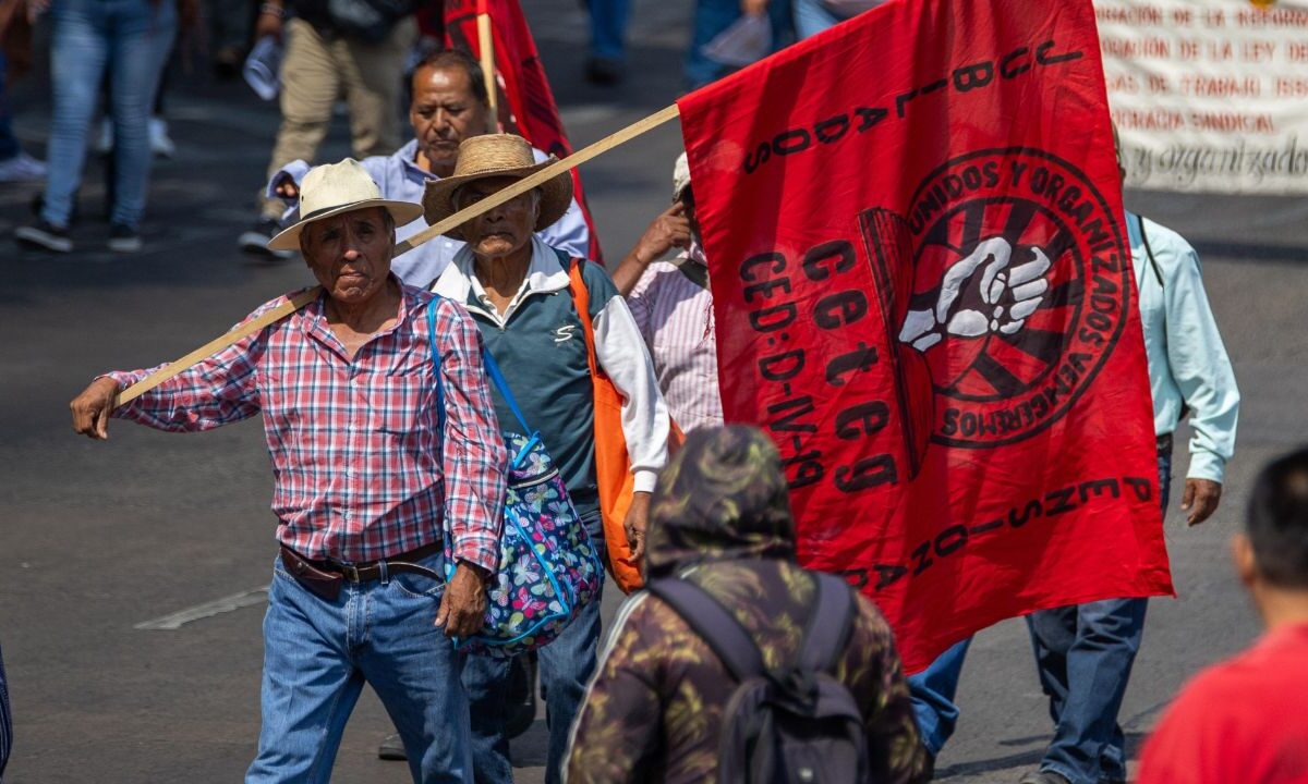 Autoridades capitalinas estimaron la participación de aproximadamente 35 mil personas en las movilizaciones por el Día del Trabajo en la CDMX.