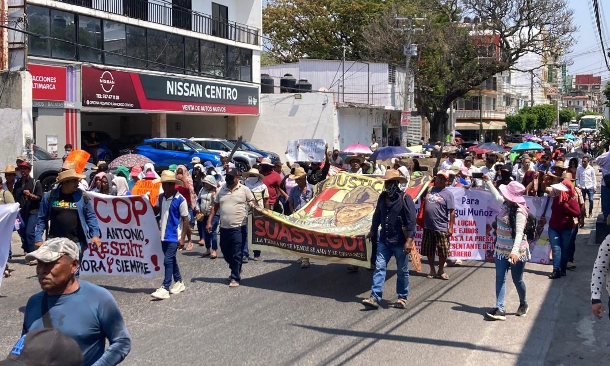 Los comuneros exigen justicia para el crimen del líder de la Cecop.