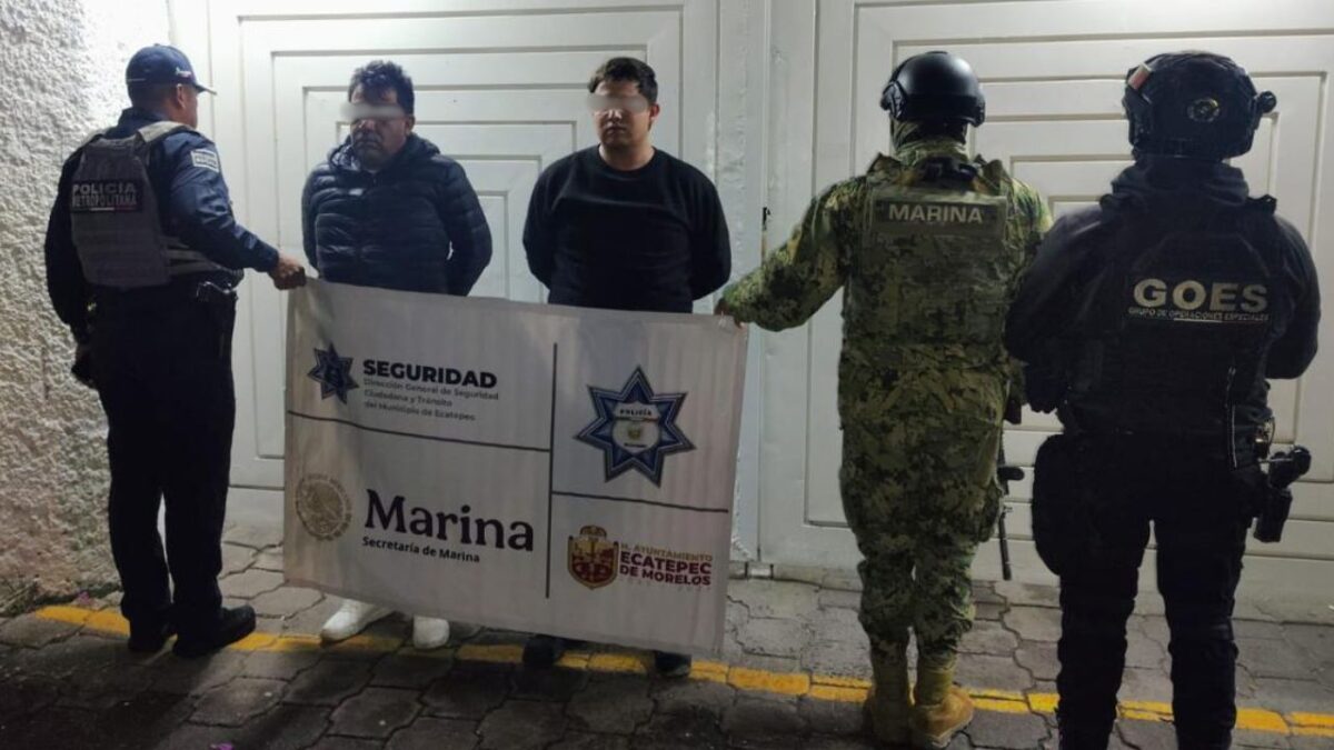 La Secretaría de Marina detuvo a dos miembros del grupo delictivo de "Los 300", dedicados a la extorsión de transportistas en el Edomex.