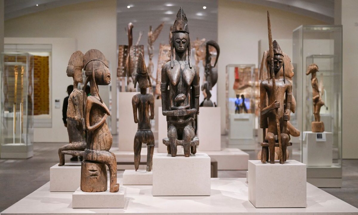 Luego de cuatro años de profunda reforma, el Museo Metropolitano de Arte (MET) de Nueva York reabre mañana el ala de artes africanas