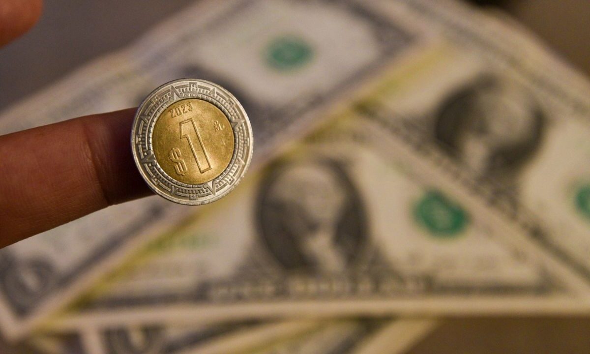 Senadores llegaron desde este martes a Washington para frenar el 5% a remesas, lo que frenaría el avanzar a millones de connacionales.