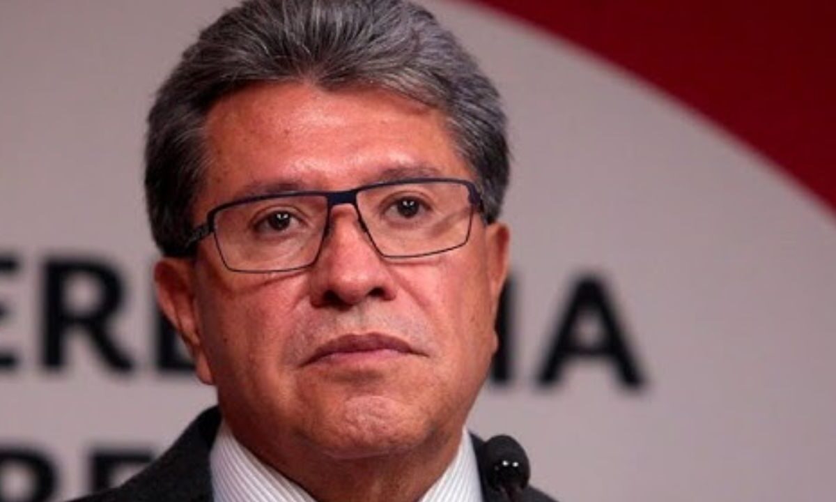 Monreal respaldó el planteamiento de sus compañeros de bancada en crear una comisión de la verdad del Fobaproa