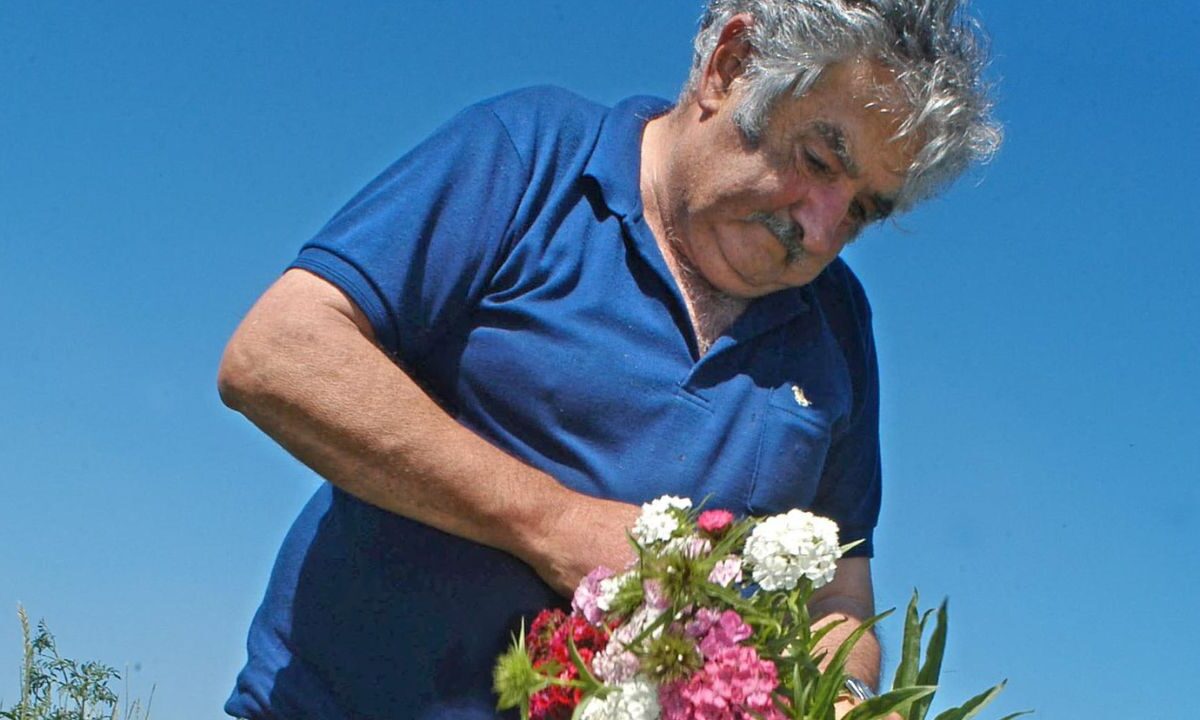 Pepe Mujica, el exmandatario izquierdita pasó de exguerrillero preso a presidente reformista con estilo directo y vida sencilla.