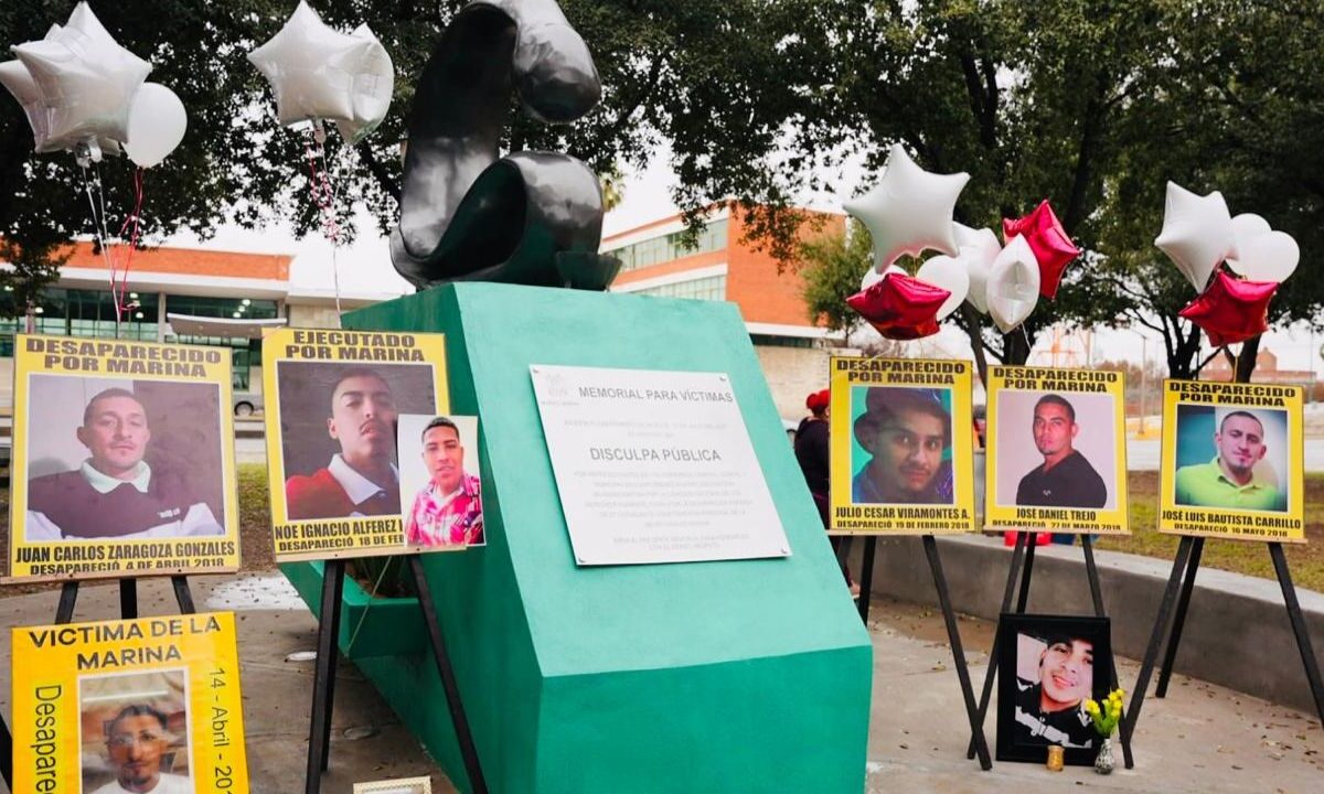 Raymundo Ramos, presidente del Comité de Derechos Humanos de Nuevo Laredo, Tamaulipas, dijo que el 30 de mayo el Gobierno Municipal deberá colocar un listado con los nombres de 54 víctimas de desapariciones forzadas en 2018, las que se le atribuyen a elementos de la Secretaría de la Marina, en un acto público y solemne.