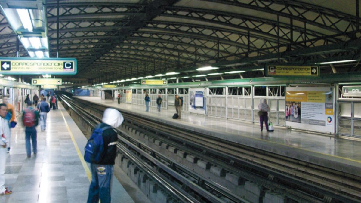 PAN pide revisar la Línea B del Metro