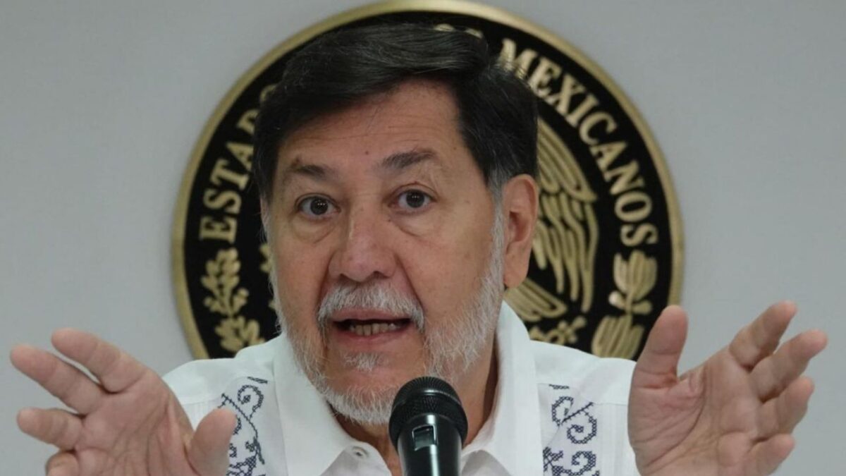 Este martes, el PRI señaló a Gerardo Fernández Noroña como fifí, por el uso de un vehículo de lujo al salir del Congreso Nacional de Morena.