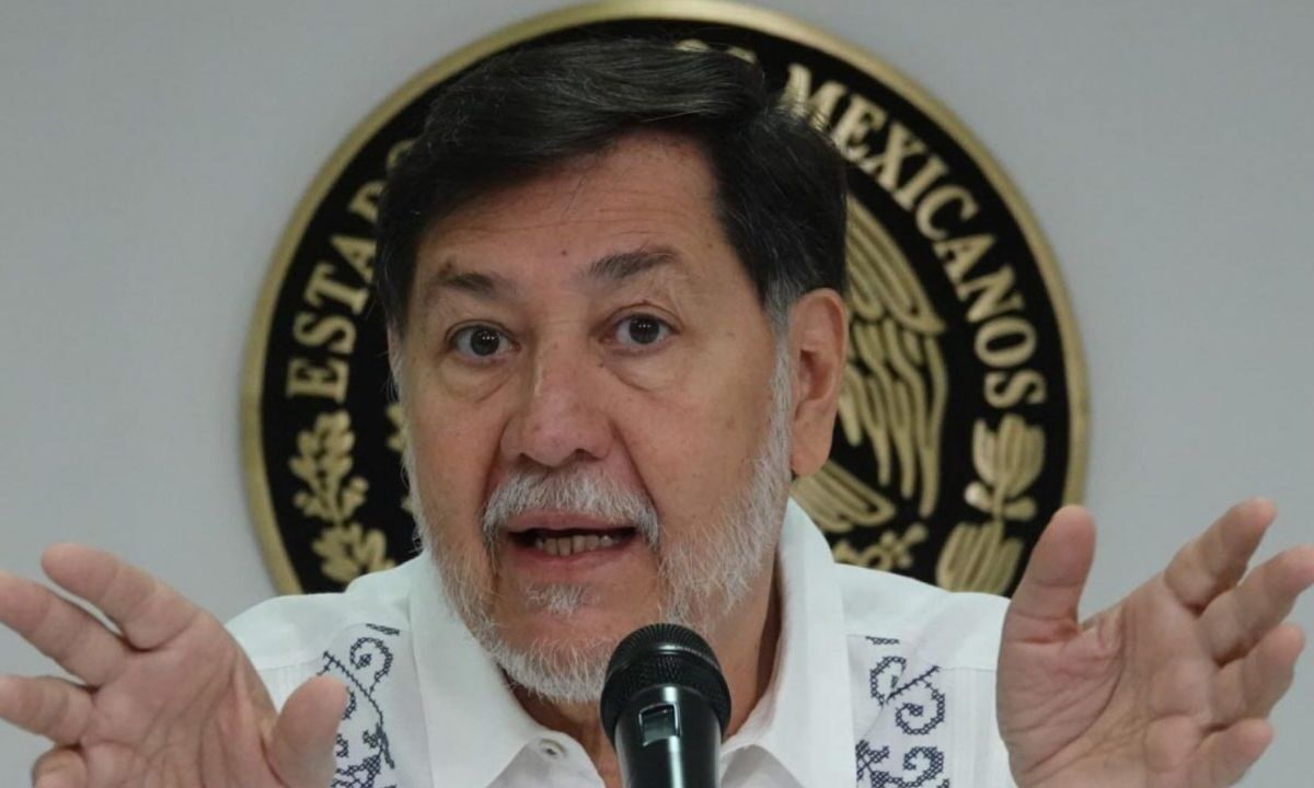 Este martes, el PRI señaló a Gerardo Fernández Noroña como fifí, por el uso de un vehículo de lujo al salir del Congreso Nacional de Morena.