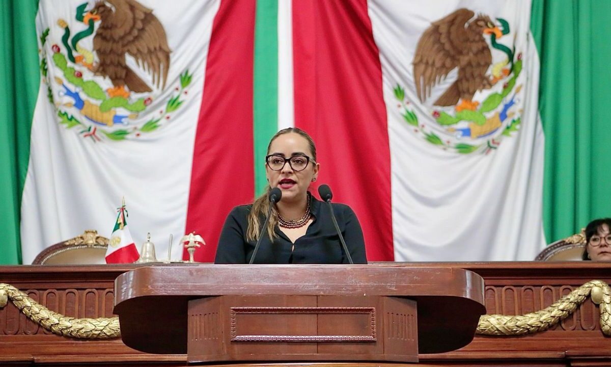 Laura Álvarez, PAN, Narcocorridos