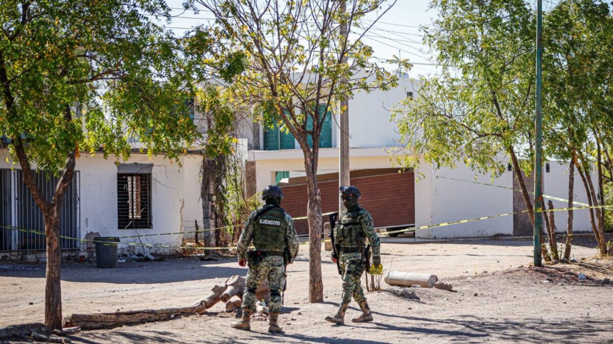 Reportan balacera entre civiles y militares en Tangamandapio