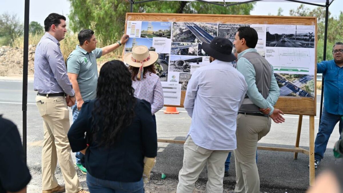 El Gobernador de SLP, Ricardo Gallardo, supervisó las obras en el Altiplano y anunció un nuevo puente.