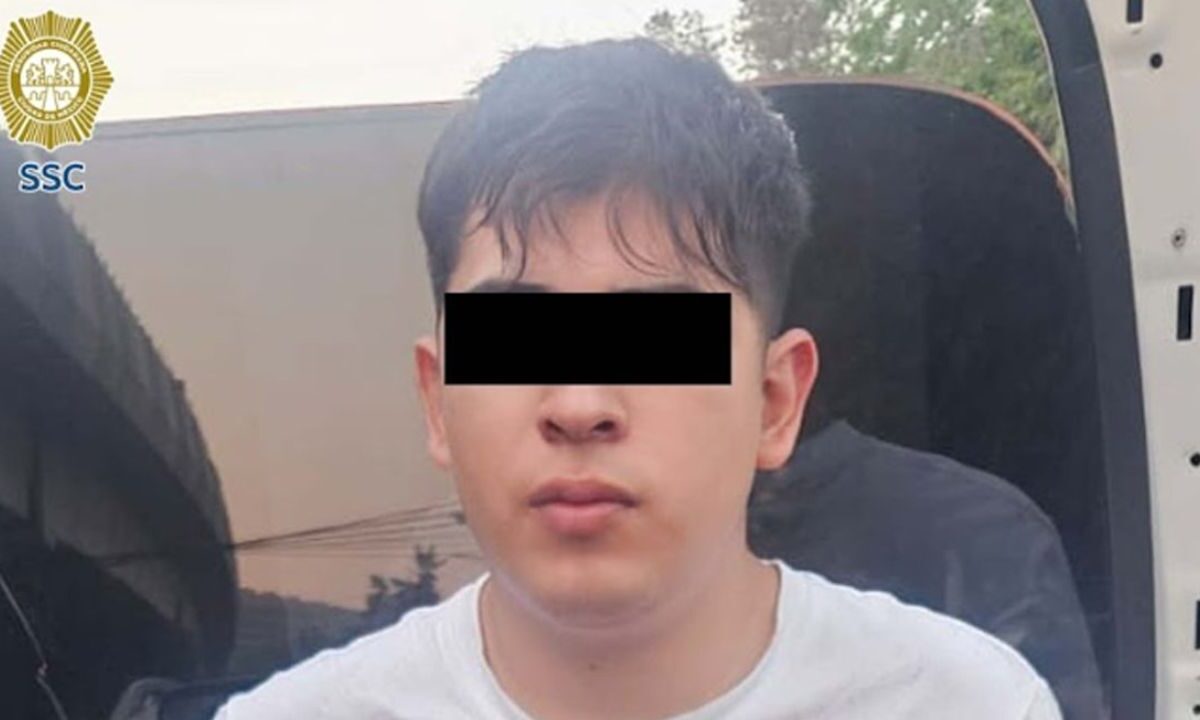 Un hombre armado y elementos de la SSC se enfrentaron en balacera durante comparsas que se llevan a cabo en el pueblo de San Juan de Aragón.