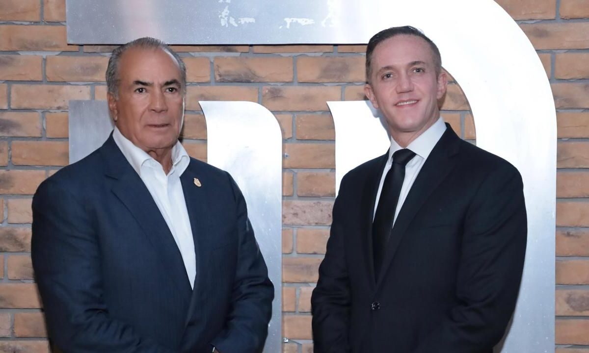 El presidente del Sindicato Nacional del Metro, Fernando Espino, manifestó el apoyo y respaldo de 15 mil trabajadores a Adrián Ruvalcaba.