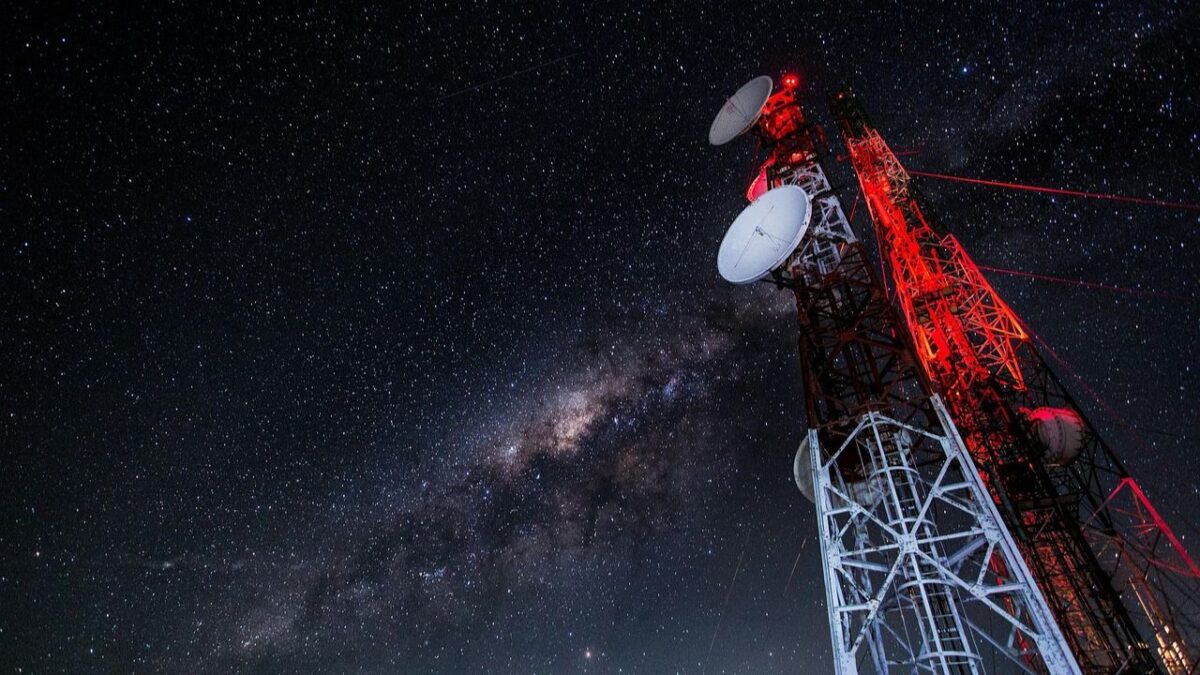 Foro de la UNAM analizará el futuro de las telecomunicaciones.