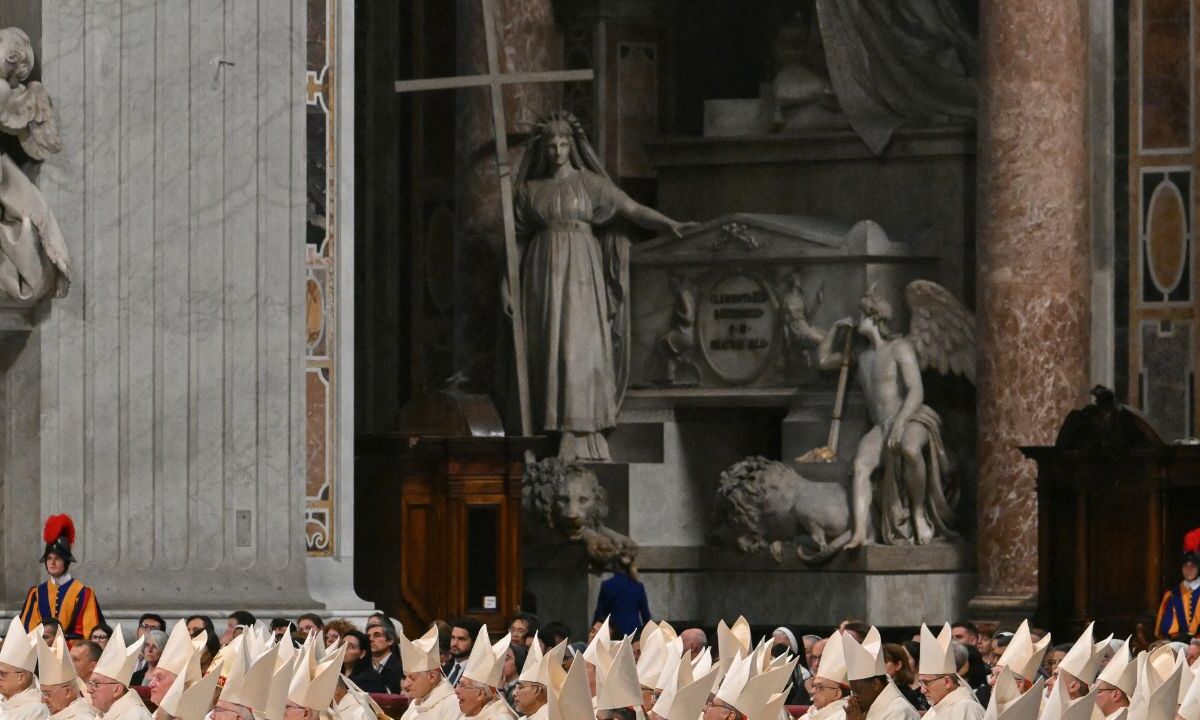Mientras el Vaticano cierra el duelo por Francisco, el cónclave para elegir al sucesor comenzará esta semana.