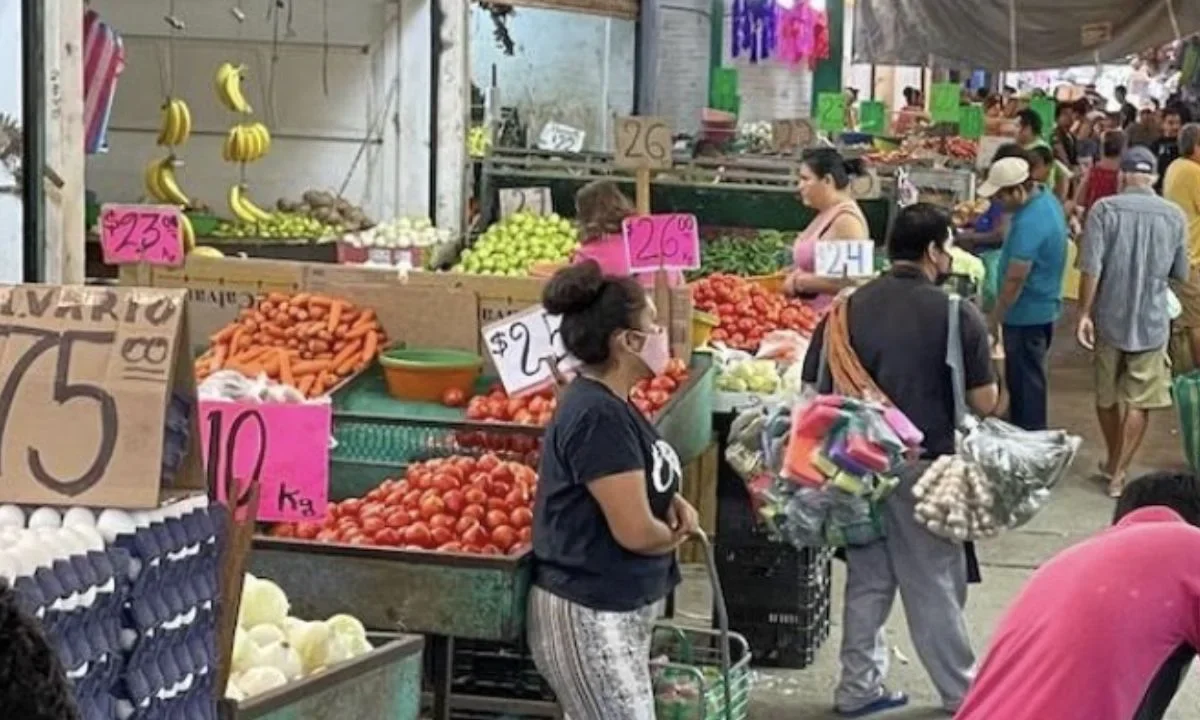 Compras de pánico ha generado la llegada del huracán “Erick”