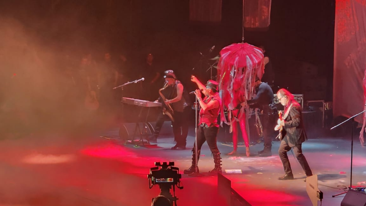 La Castañeda hace una noche inolvidable de demolición en el Auditorio Nacional
