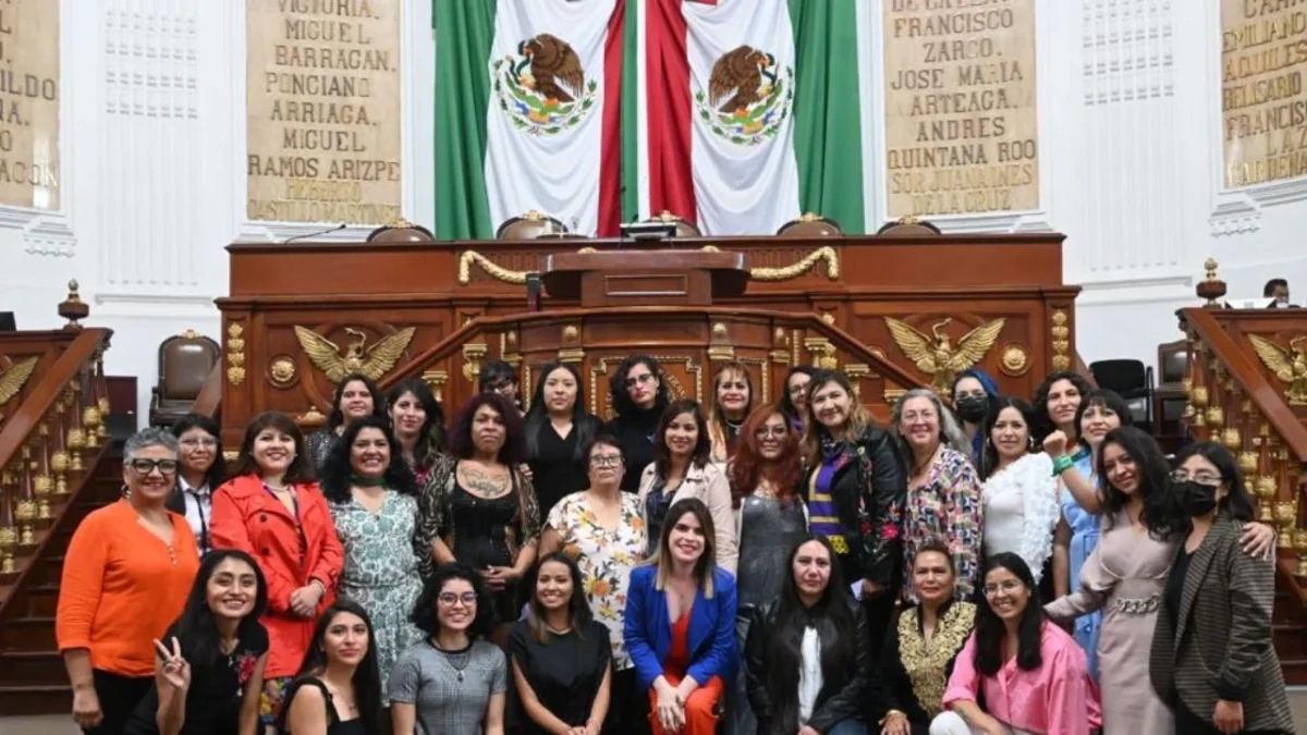 La Comisión Permanente del Congreso de la Ciudad de México emitió la convocatoria pública para formar parte del Parlamento de Mujeres 2025.