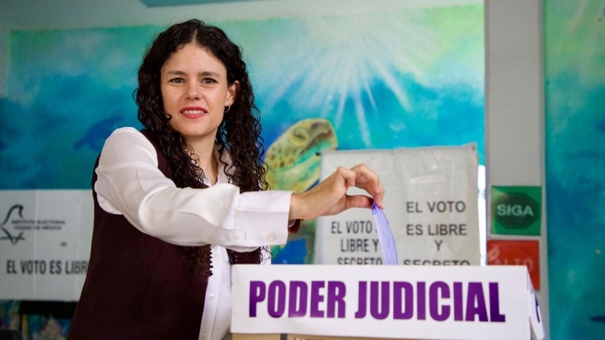 Luisa María Alcalde, dirigente nacional de Morena, anunció que ganaron en la entidad de Veracruz, las dos terceras partes de los municipios.