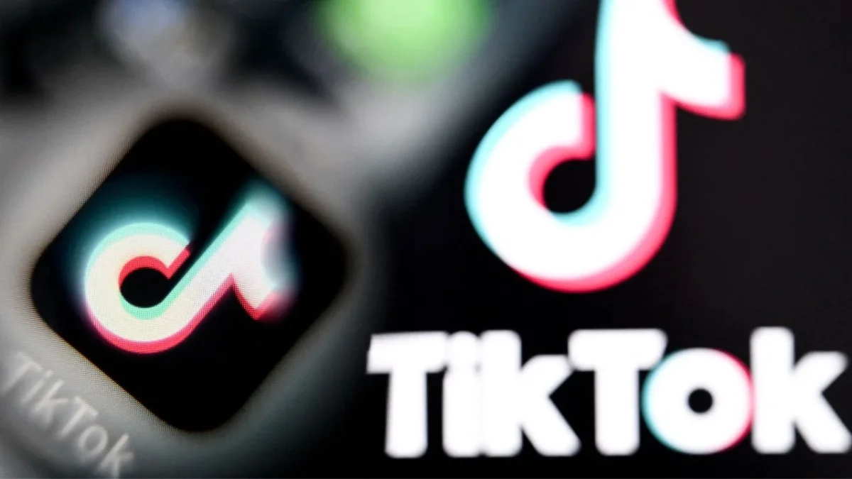 El presidente Donald Trump anunció el 19 de junio de 2025 que le había dado a la plataforma TikTok 90 días adicionales para encontrar un comprador no chino o, de lo contrario, sería prohibida en Estados Unidos