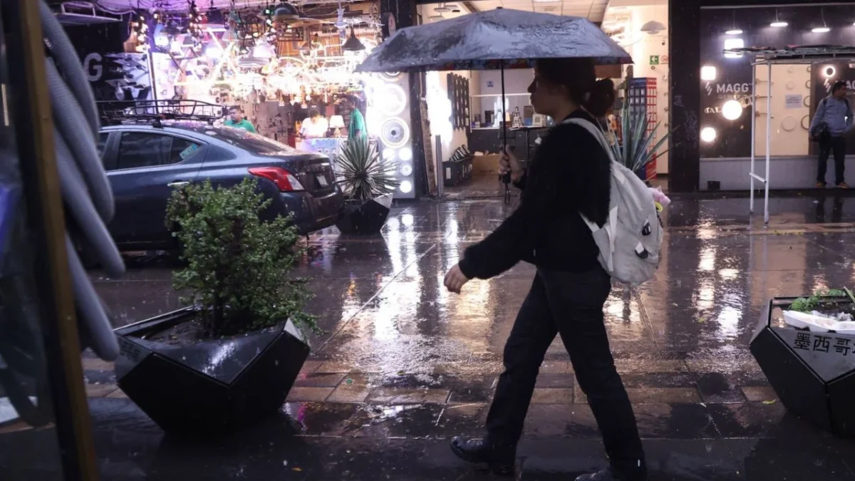Protección Civil lanzó alerta a diversas alcaldías de la CDMX por la persistencia de fuertes lluvias para la madrugada de este viernes.