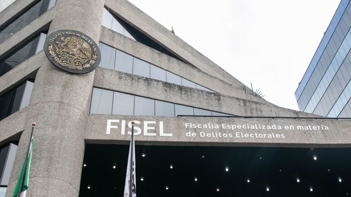 Al corte, la Fiscalía Especializada en materia de Delitos Electorales (FISEL), de la Fiscalía General de la República (FGR), reporta 95 denuncias por el proceso electoral extraordinario.