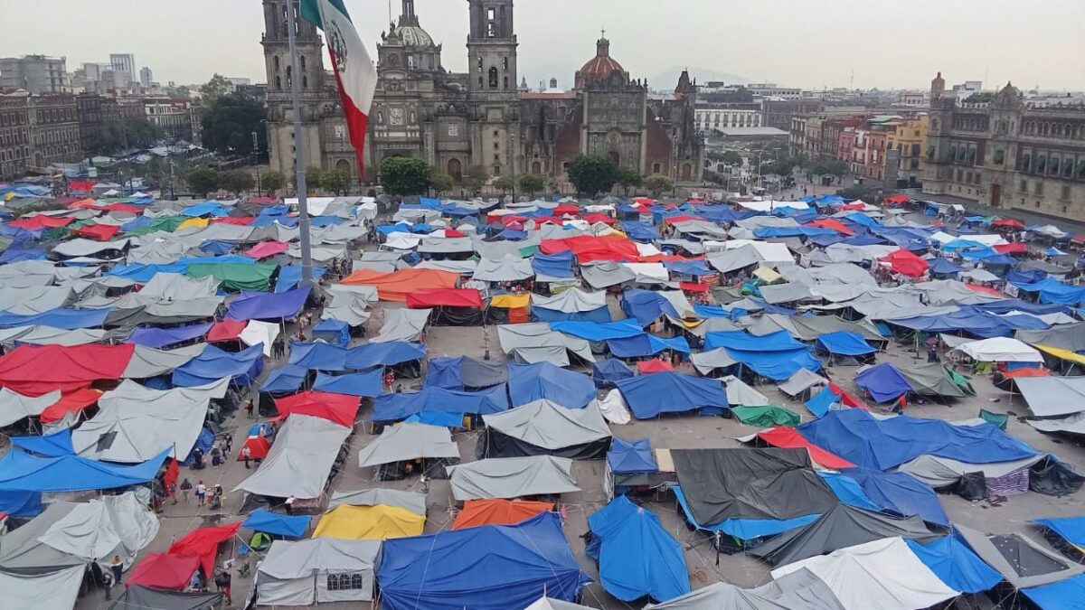 Alertan por concentración de la CNTE en la colonia Juárez