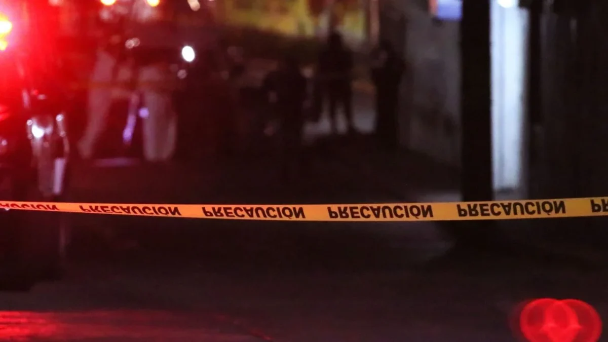 Balean en una vivienda a una familia en San Miguel de Allende, hay 3 muertos y 2 menores heridos.