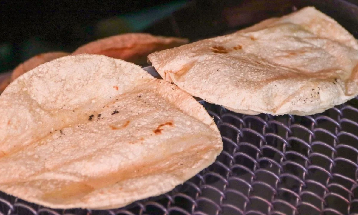 Tras reunión en Palacio Nacional, Gobierno de México y productores acordaron medidas para bajar el precio de la tortilla.