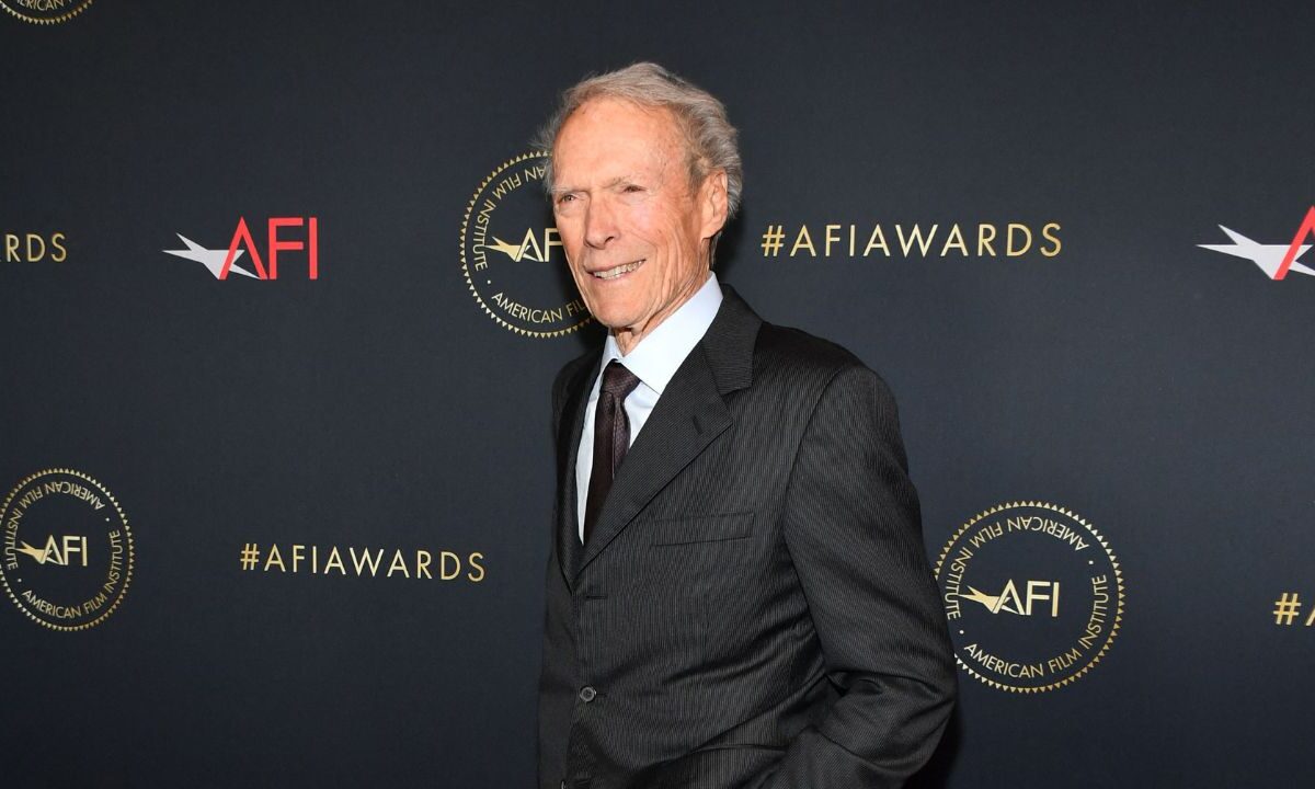 El diario austriaco Kurier recibe críticas tras la denuncia de Clint Eastwood por una entrevista publicada.
