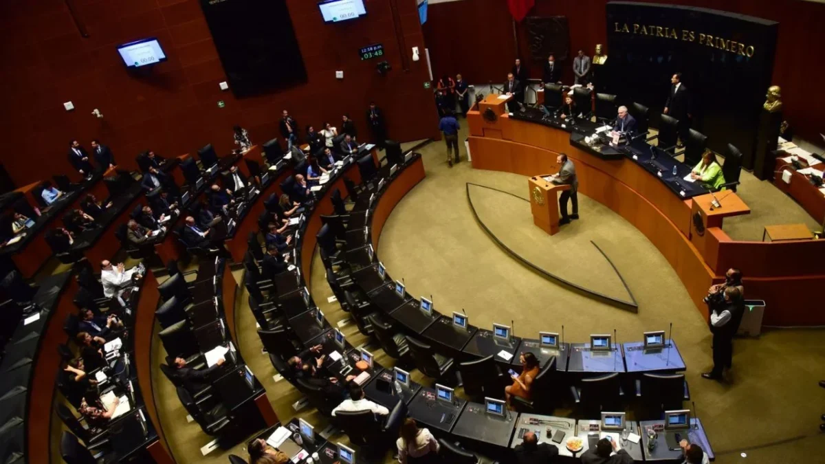 La iniciativa con Proyecto de Decreto tiene enlistados 16 temas sin dictamen que se discutirán durante el periodo extraordinario.