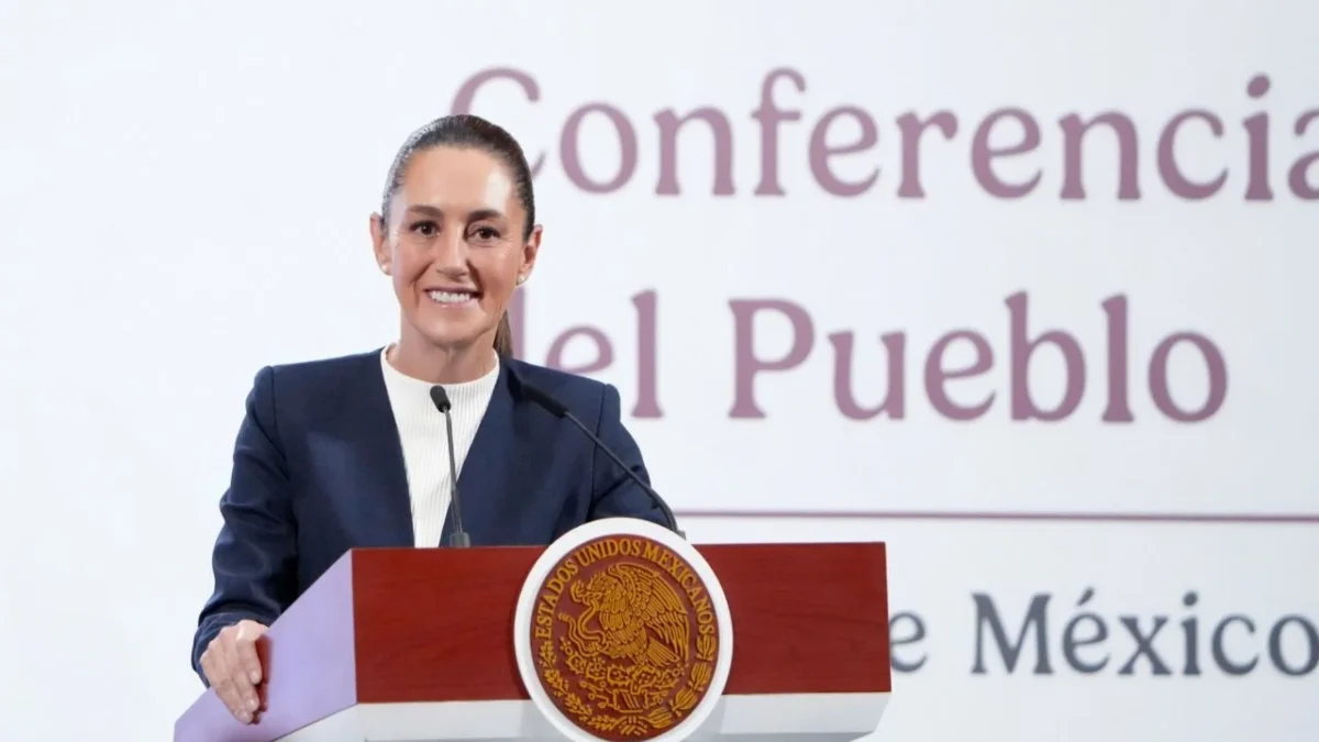 Al asegurar que el Corredor Interoceánico del Istmo de Tehuantepec es un proyecto que aporta al desarrollo económico de todo el país, además de que es un reconocimiento al sureste mexicano, la presidenta de México, Claudia Sheinbaum señaló que se trata de una alternativa al canal de Panamá.