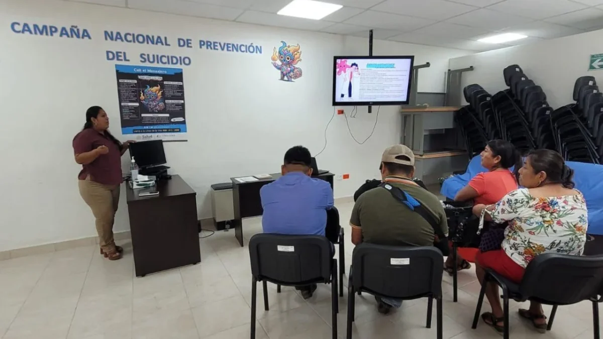 Personal del CECOSAMA realizó la capacitación para detectar problemas de salud mental y adicciones personas de la comunidad en Candelaria.