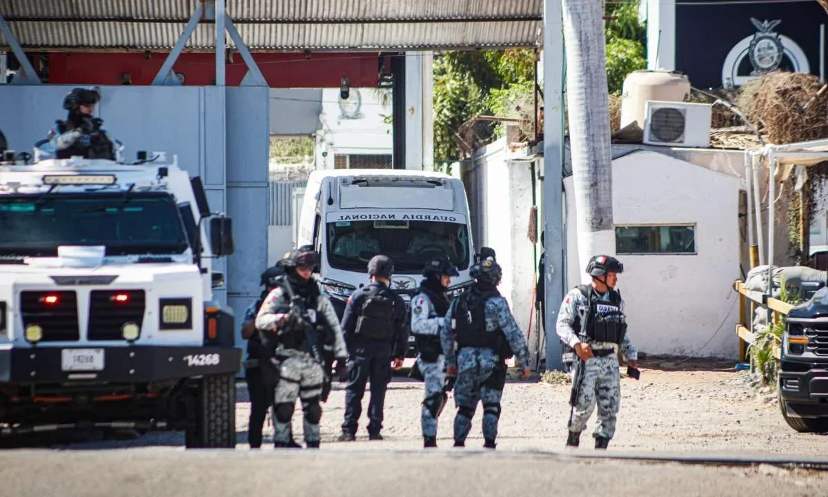 Detienen a 11 de "Los Mayos" en Sinaloa