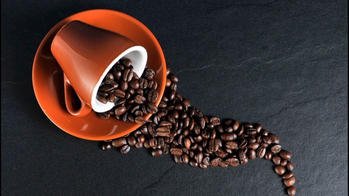 Descubre cuál es el café mejor calificado por Profeco en su último estudio y lo mejor de todo, puedes encontrarlo en el supermercado.