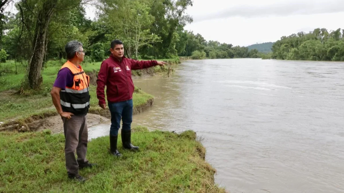 PC poblana analiza la posibilidad de utilizar una aeronave para enviar despensas.