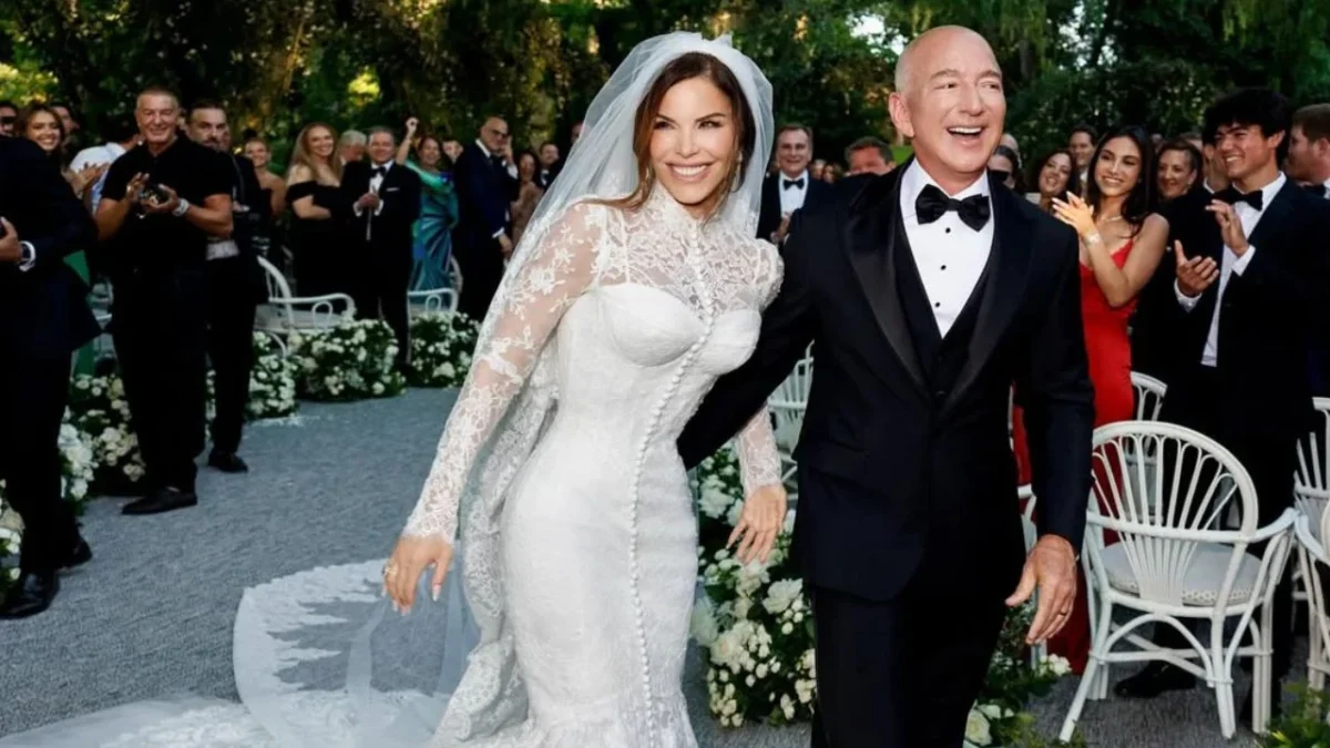 El magnate de Amazon, Jeff Bezos, se casó con su novia Lauren Sanchez en una lujosa boda en Venecia, acompañados de cientos de famosos.