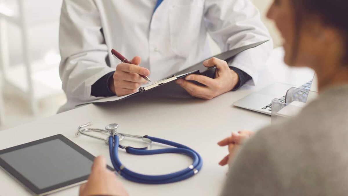 Sheinbaum anuncia la creación de la credencial médica para 2026