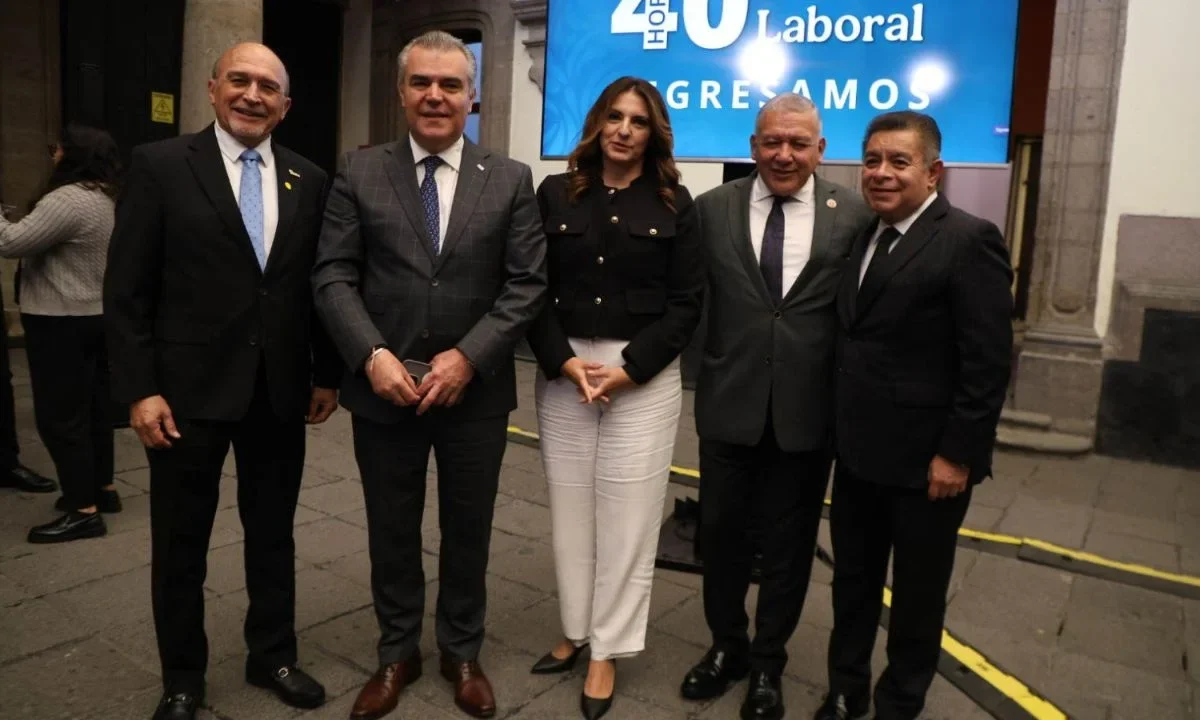 La reducción de la jornada laboral en el país de 48 a 40 horas, se hará progresivamente e involucrando a todas las posiciones