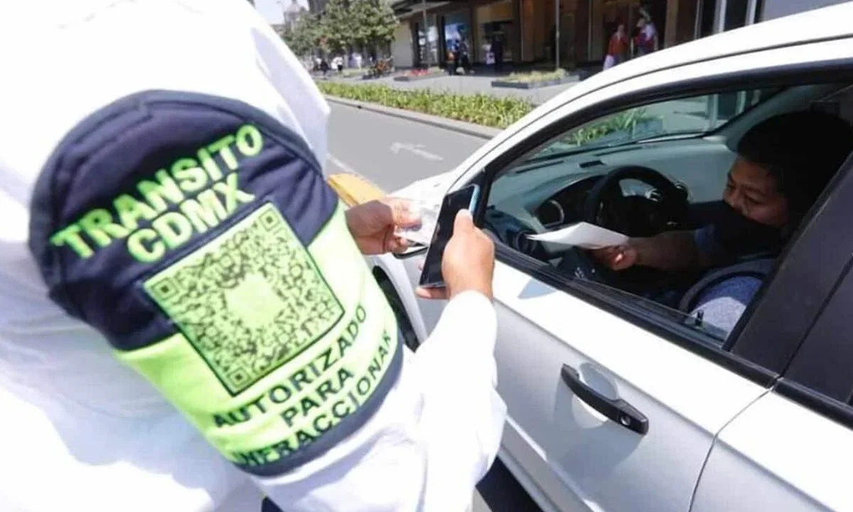 Esto debes hacer si te detiene una patrulla en el CDMX