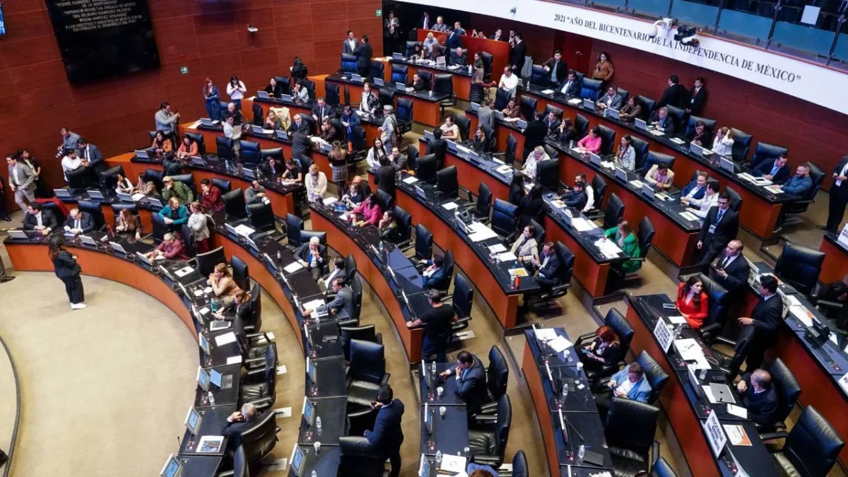 El Senado avaló la reforma a la Ley General de Población para la CURP biométrica.