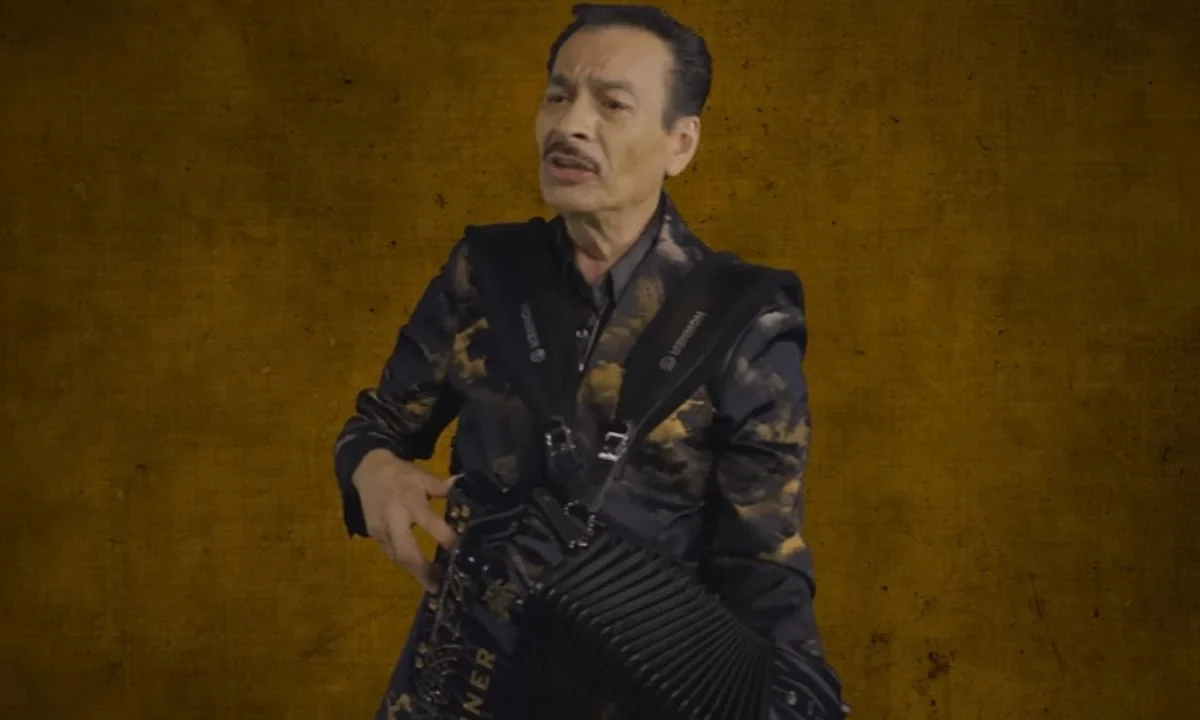 Eduardo Hernández es una de las voces principales de Los Tigres del Norte