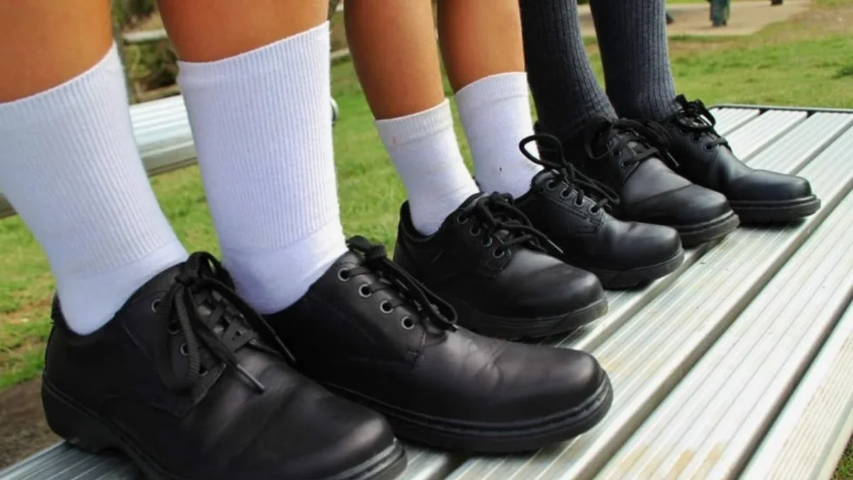 Siete zapatos escolares se calificaron como Excelente (E) en el estudio realizado por la Profeco