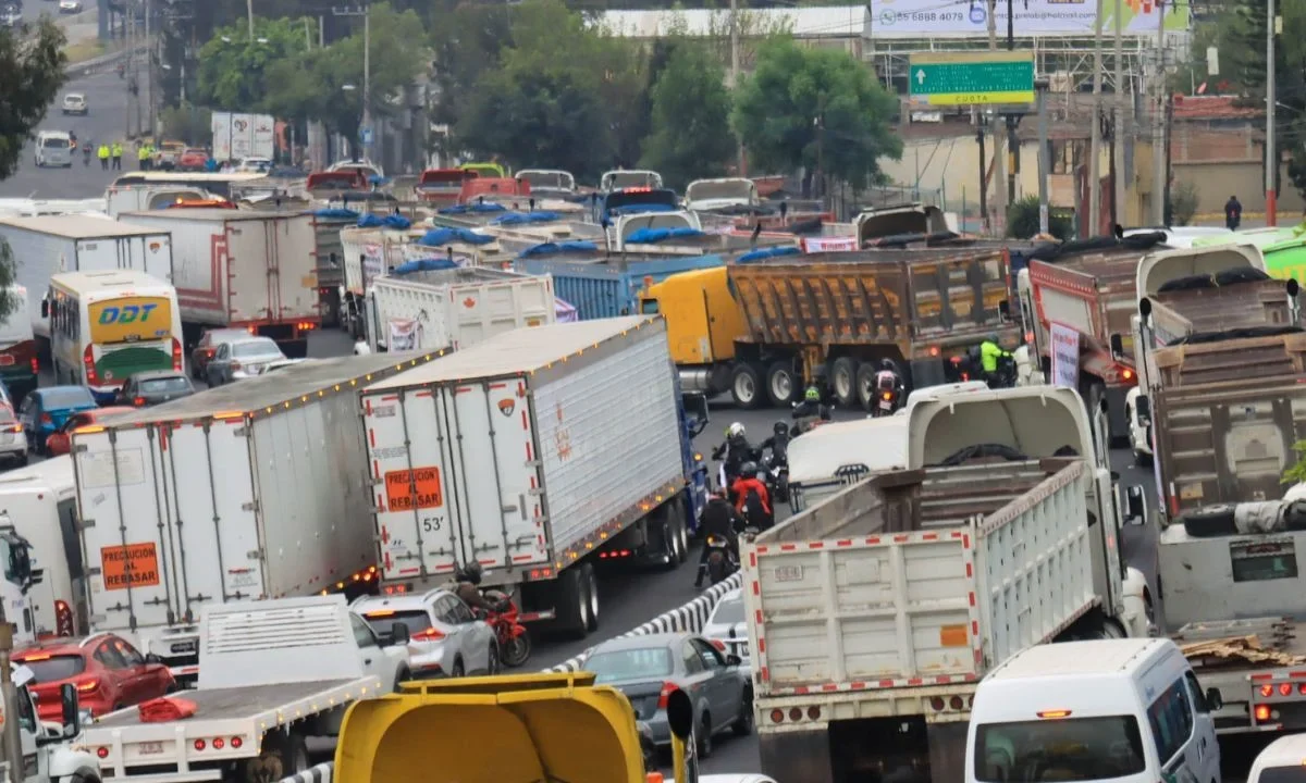 Alertan autoridades por marcha de transportistas esta tarde